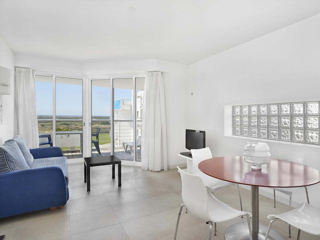 Hotel apartamentowy Golden Club 2*