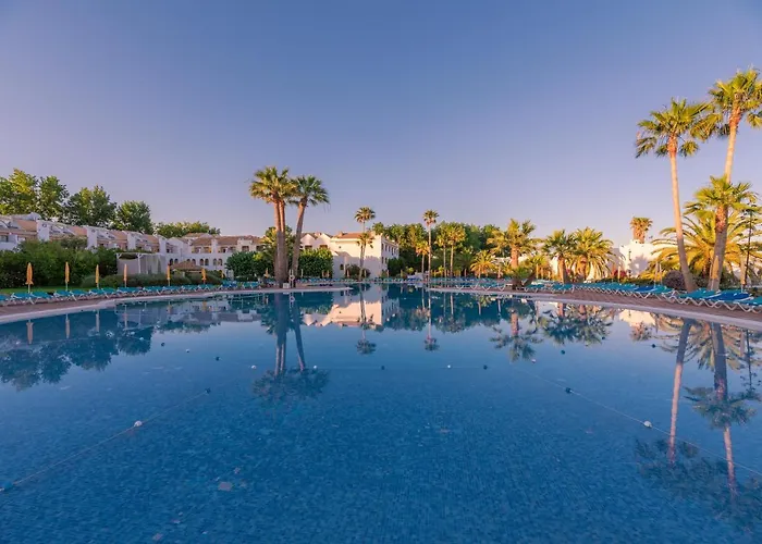 Golden Club Cabanas