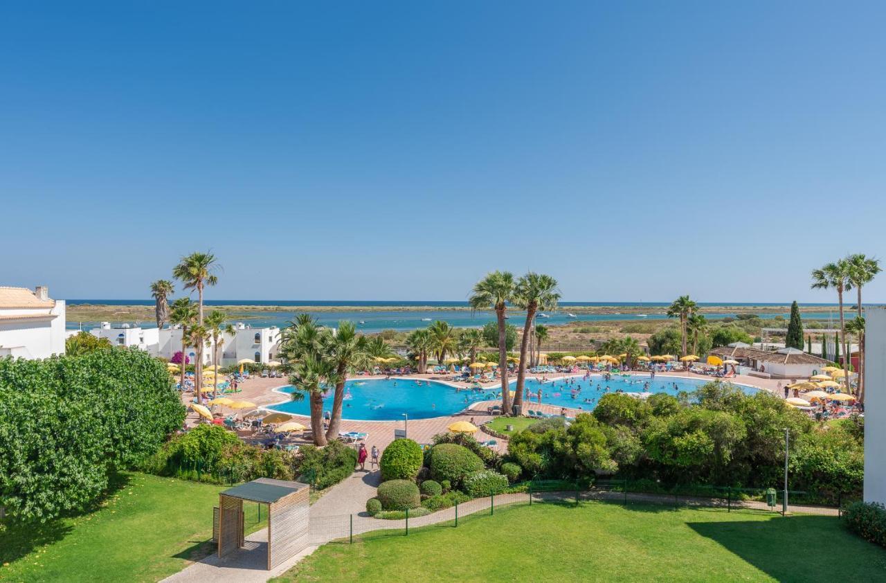 Apart-hotel Golden Club