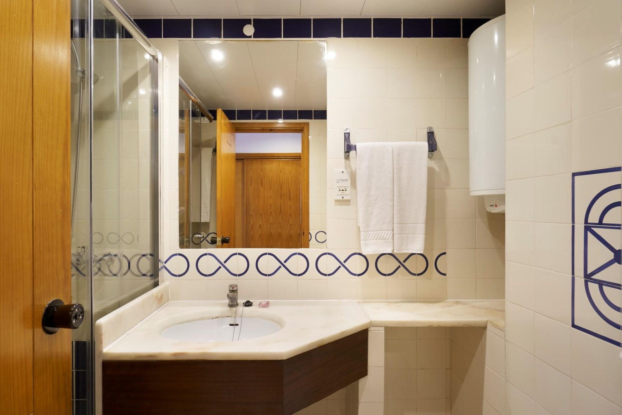 Golden Club Apart-hotel 2*